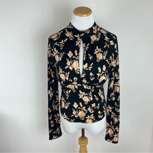 Free People Dinner Party Floral Printed Top Cutout / Black Combo Size M - Picture 7 of 10